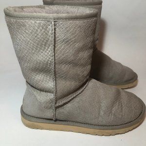UGG Women Boots Tall Grey Fur Limited Edition
